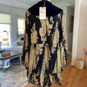 Velvet embroidered metallic